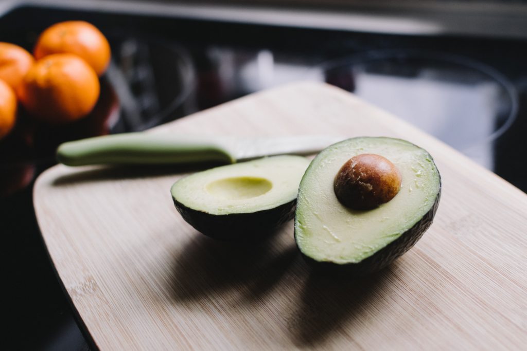 palta partida en dos