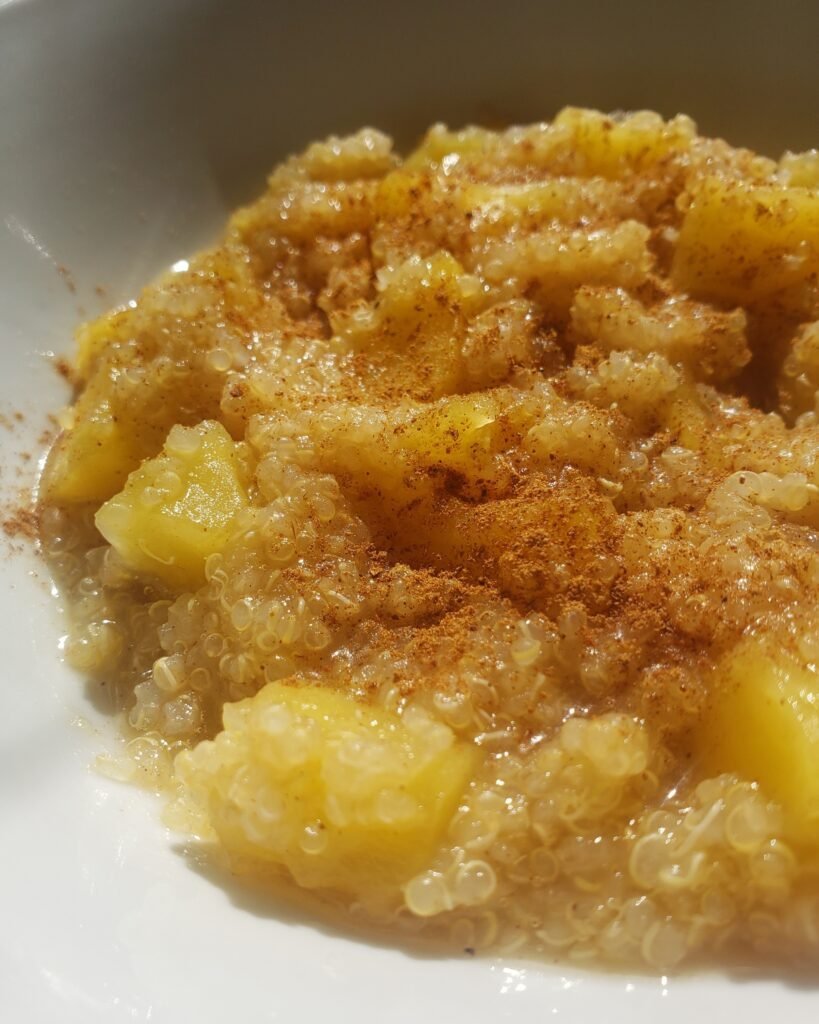 Quinoa con manzana para el desayuno