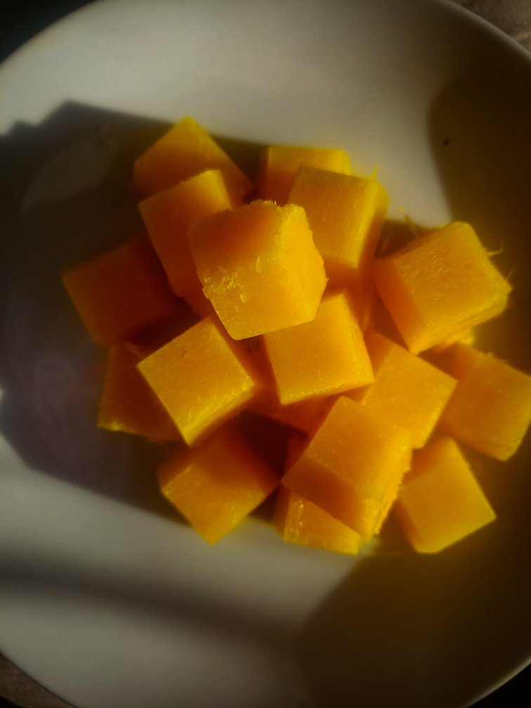 Shots en cubos de cúrcuma para fortalecer el sistema inmunológico dkarolina.com 