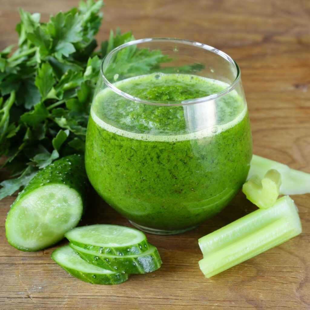 Jugos naturales para combatir el acné - dkarolina.com